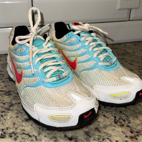 Nike Air Max Torch 4 Women's Size 8.5 White Teal Red Running Shoes CW5607-100 - Picture 4 of 13